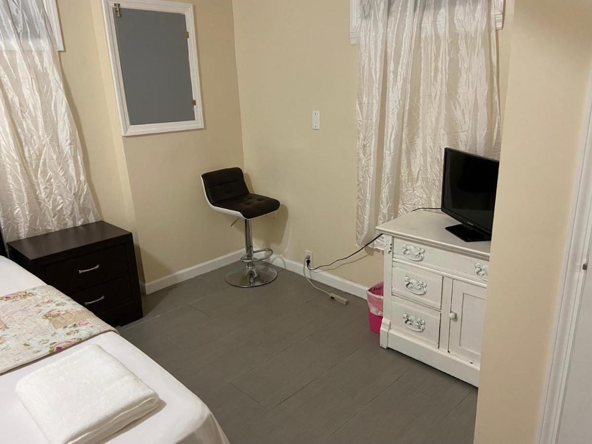 A Private Room In Queens New York Exterior foto