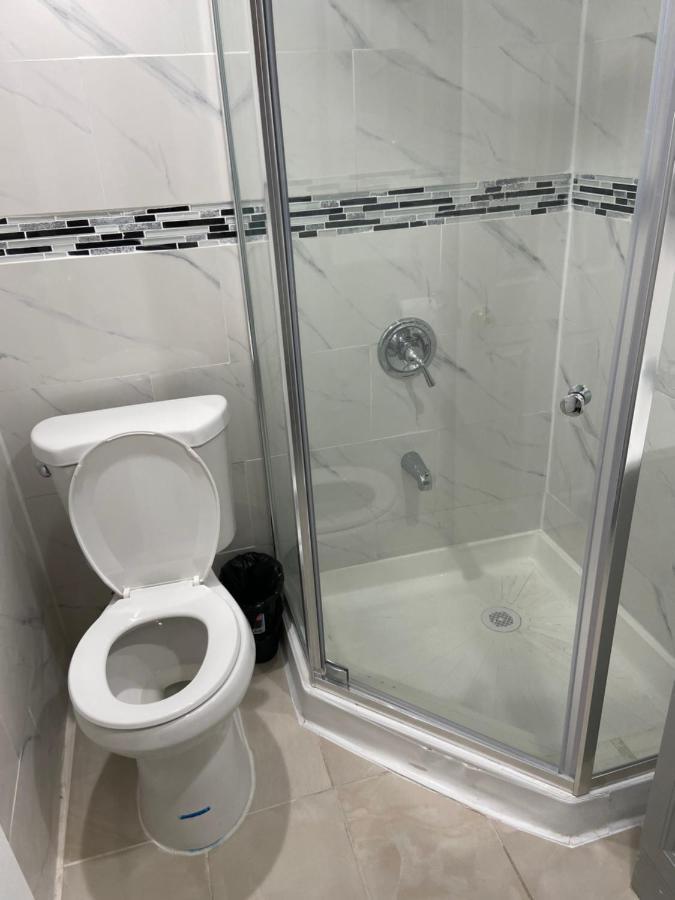 A Private Room In Queens New York Exterior foto